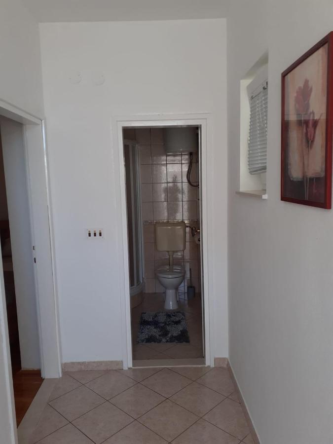 Apartments Vinea Baška Voda Eksteriør bilde