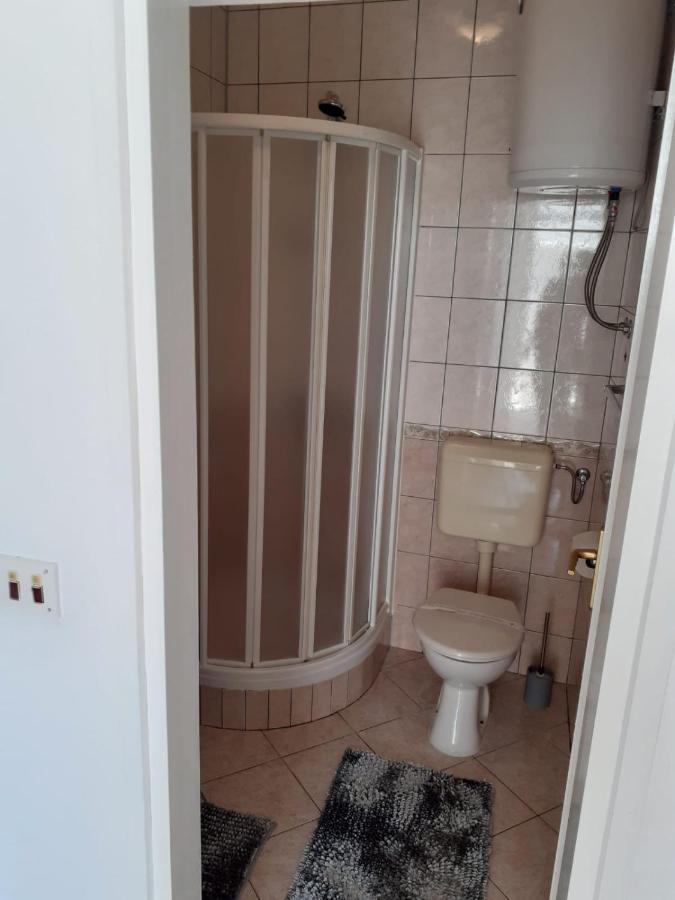 Apartments Vinea Baška Voda Eksteriør bilde
